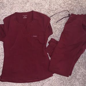Jaanuu Scrubs / PRICE DROP